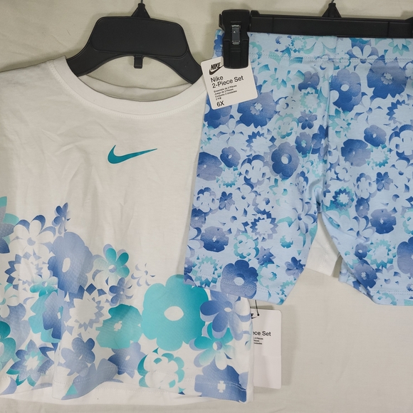 New With Tags, Girls Size 6X Nike Floral Two-Piece Shirt And Short Outfit Set - Picture 1 of 5